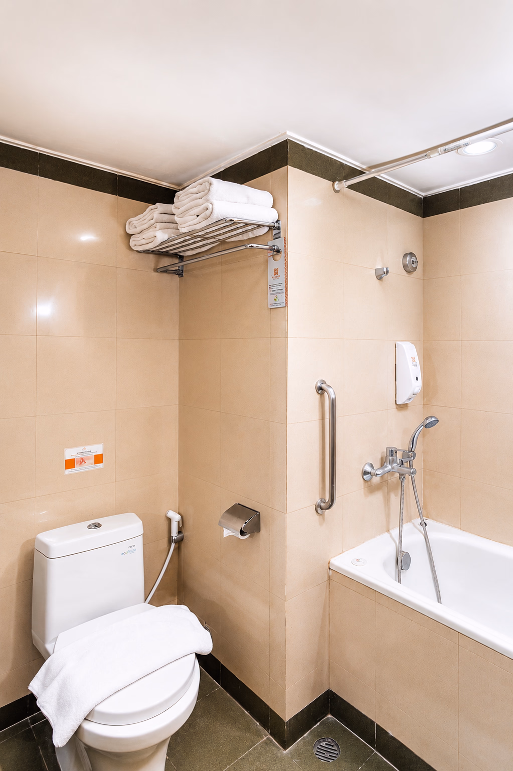 Kamar Mandi Apartemen Suite